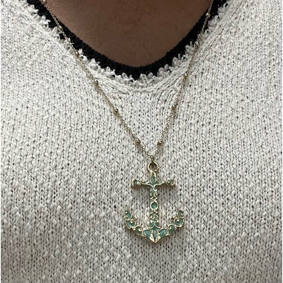 Bella & Jack Reversible Anchor Necklace yellow tone & adjustable length 30” - Picture 2 of 4